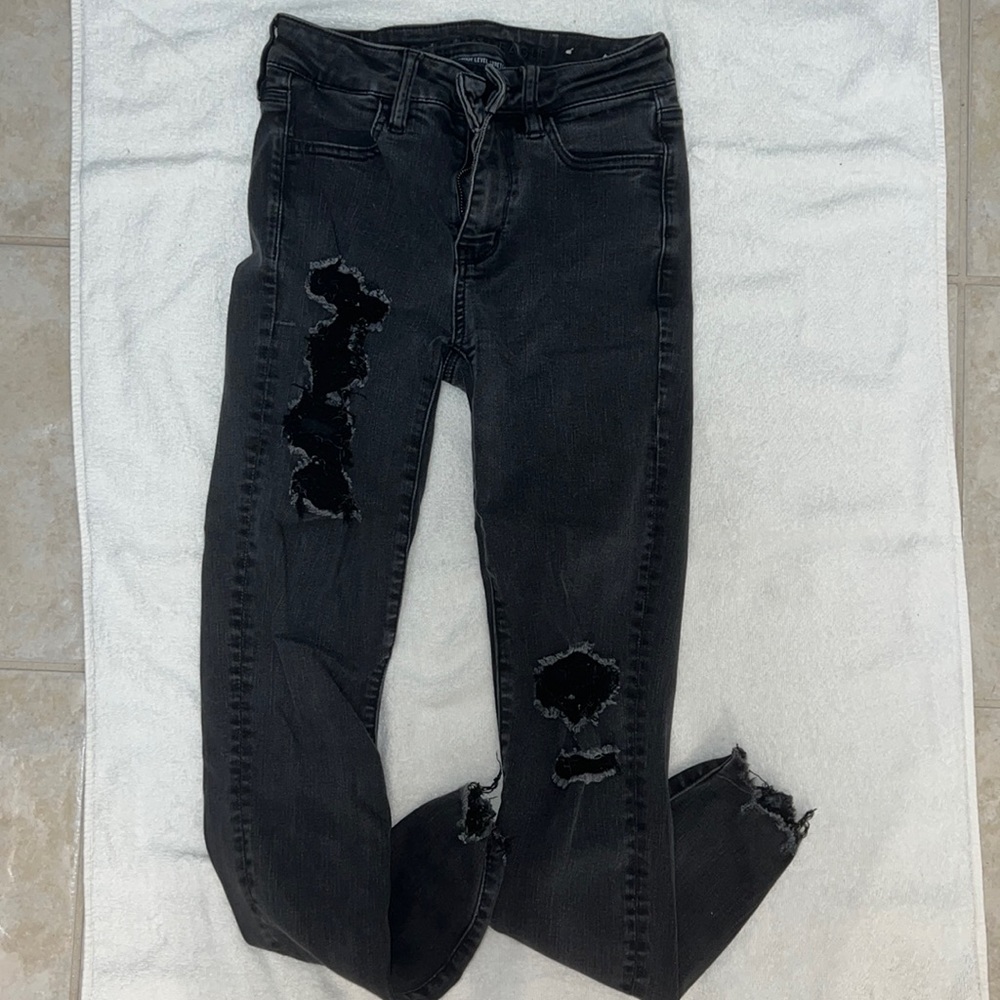 American eagle skinny jeans ripped